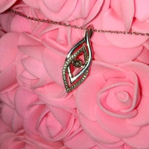 Kays necklace - real diamond inside